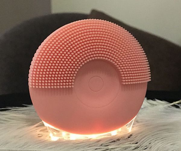 電動硅膠潔面儀，聲波臉部按摩儀-硅膠刷