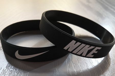 休閑運動耐克硅膠手環